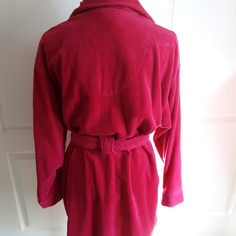 💘Hot Pink Shorty Robe - Picture 2 of 4